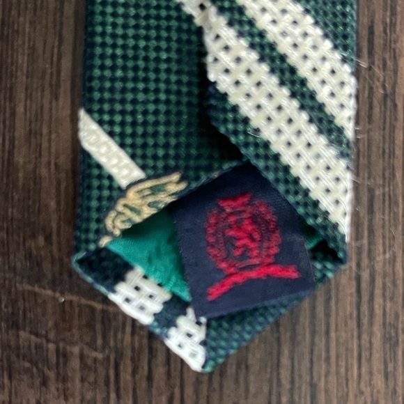 TOMMY HILFIGER Vintage Silk‎ Tie Forest Green Gold Logo Emblem - Picture 4 of 5